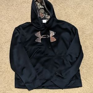 Men's black, camo logo under armour hoodie